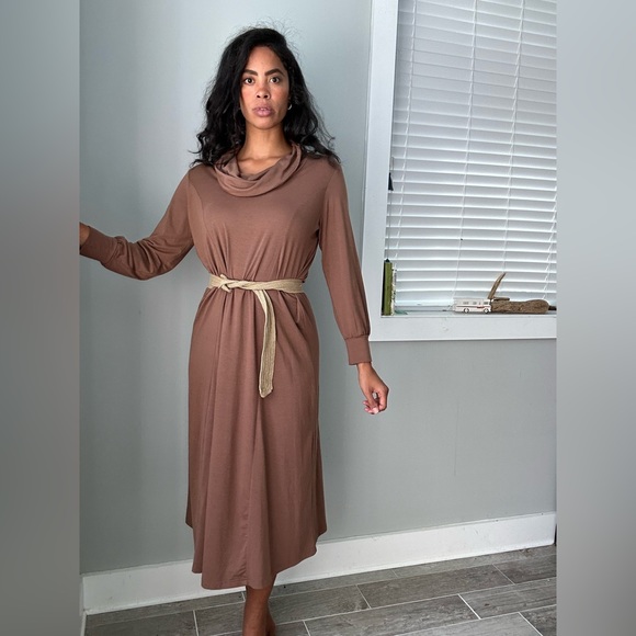 Tan maxi dress - Picture 4 of 6
